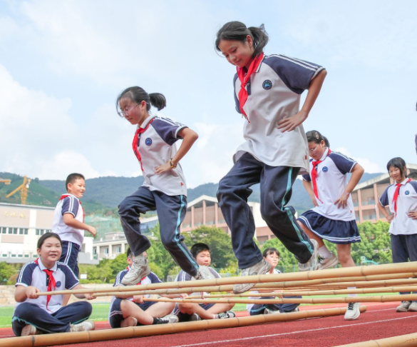 助力孩子们突破听力障碍掌握流畅的言语表达自信地迈向社会