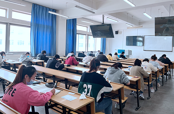 确实能够让一些学生放下每分必争的执念缓解学生的焦虑感等做